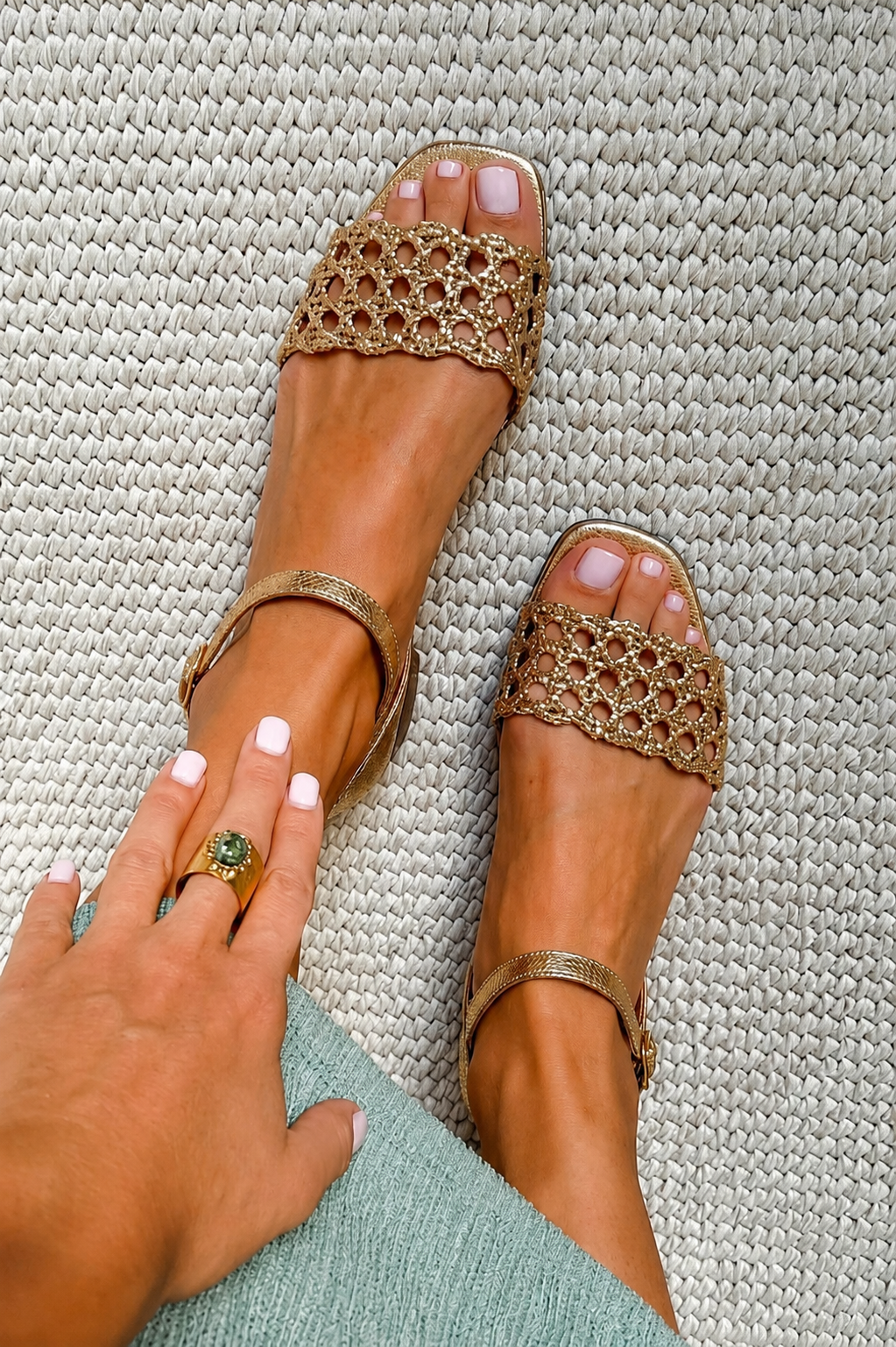 Valmare | Sandalias Doradas Capri
